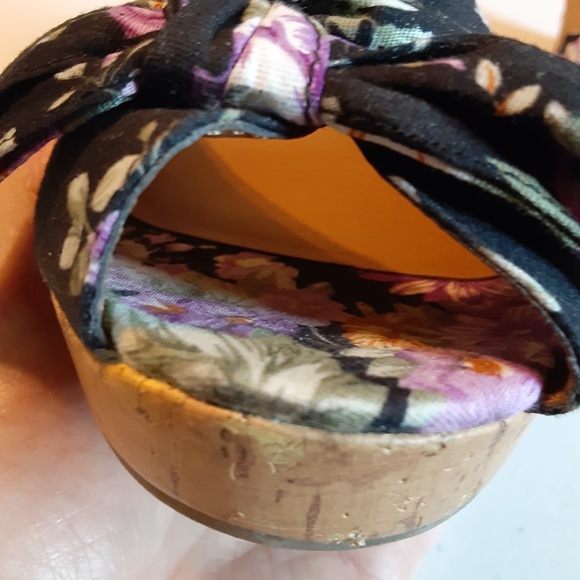 SO Espadrille Peep Toe Purple/Black Floral Wedge Shoe - Picture 3 of 7